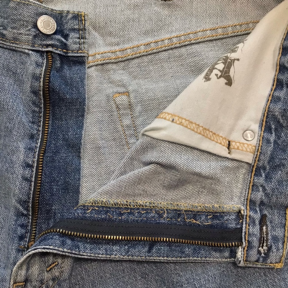 Levi’s 550 Relaxed Cotton Light Rinse Jean Shorts 40 - Picture 10 of 14